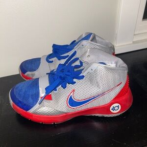 Nike KD Trey III Basketball Sneakers Youth Size Mens 6 Wolf Grey/Game Royal